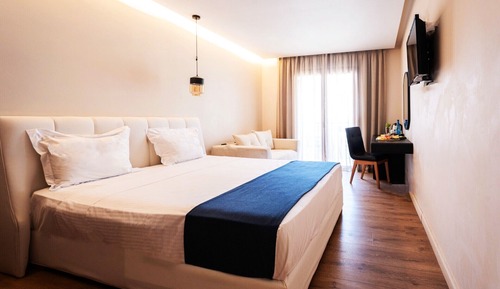 Suite, 1 King Bed