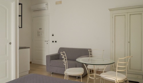 Basic Room, 1 Double Bed, Balcony, Courtyard View