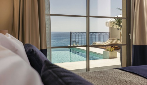 Luxury Suite, 1 King Bed, Sea View