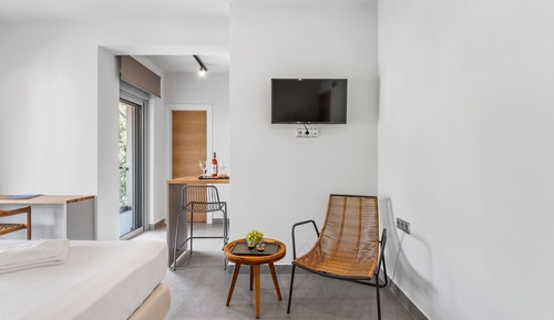 House, Smoking