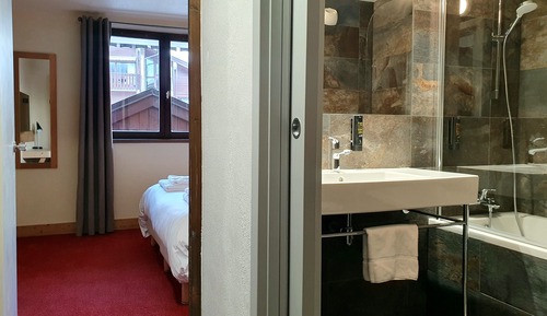 Double Room Brévent Side