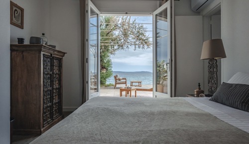 Suite, Terrace, Beachside