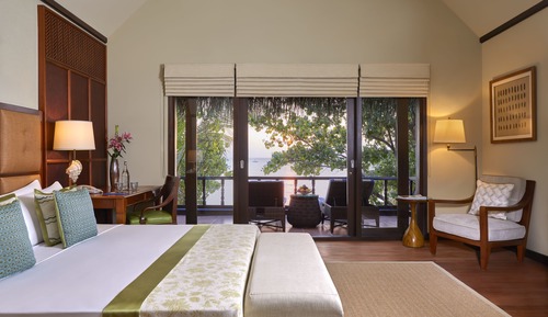 Two Bedroom Sunset Beachfront Suite with Pool