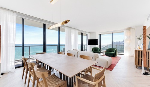 Oceanfront Home 2.5 Bdr, Suite, Bedroom 1: 1 King, Bedroom 2: 1 Queen, Balcony