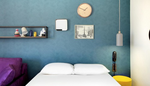 Standard Room, 1 Queen Bed with Sofa bed