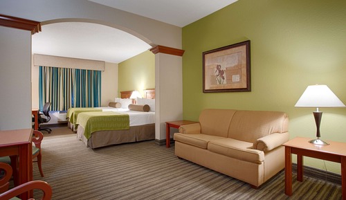 Suite, 2 Double Beds, Non Smoking, Kitchenette