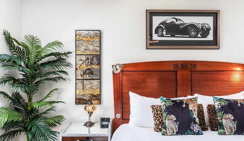 Deluxe Room, 1 King Bed, Ocean View