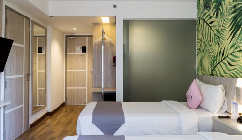 Standard Twin Room