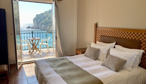 Apollon Top Floor Standard Double/Twin Room