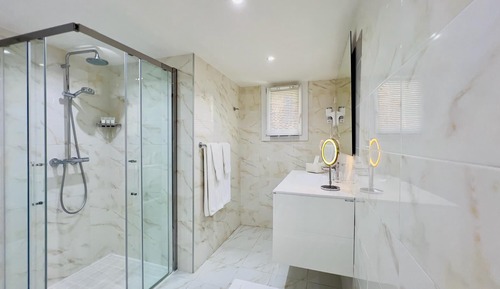 Suite, 2 Bedrooms