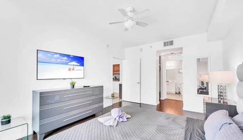 Apartment, 1 King Bed, Kitchen, City View
