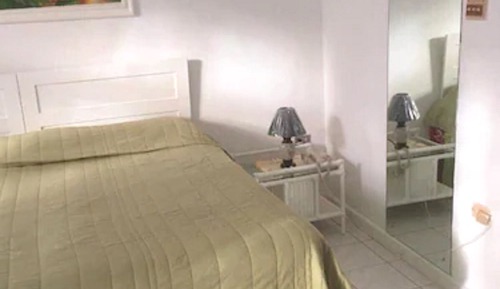 Basic Room, 1 Queen Bed, Kitchen