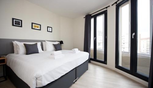 1 Bedroom Apartment - Sleeps 4