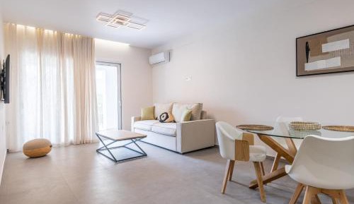 One-Bedroom Deluxe Apartment