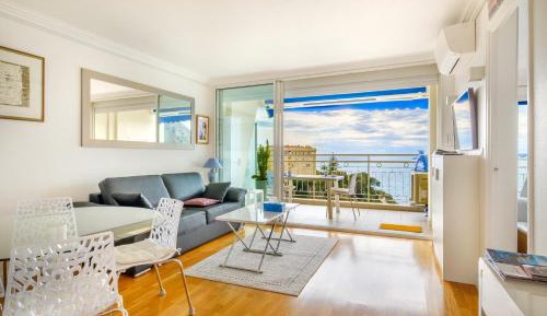 Studio Apartment with Sea View