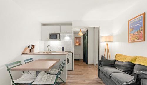 Studio with Terrace