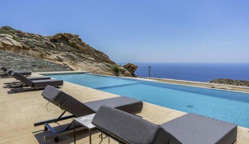 Villa with Sea View