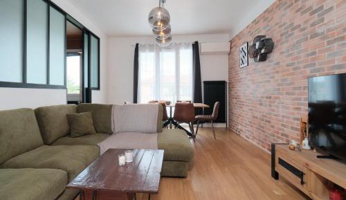 Three-Bedroom Premium Apartment