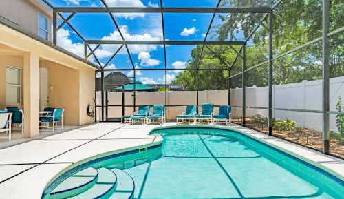Five-Bedroom Holiday Home