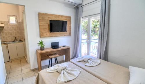 Double Room with Mountain View
