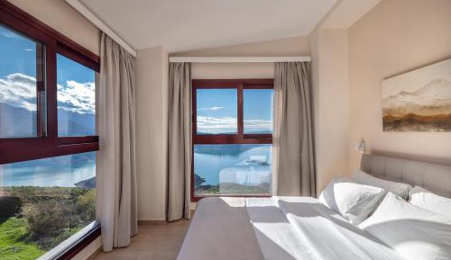 Room with Lake View