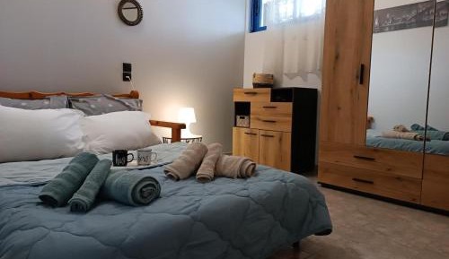 Two-Bedroom Deluxe Apartment with Ocean View