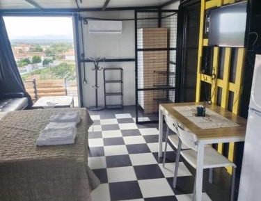 One-Bedroom House