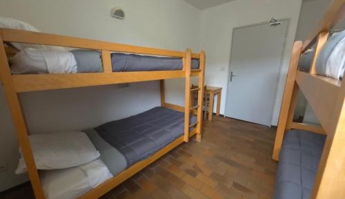 Bed in 6-Bed Mixed Dormitory Room