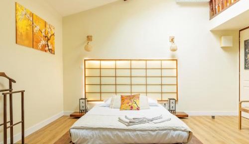 Quadruple Room with Private Bathroom