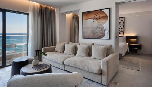 Panoramic Suite with Sea View