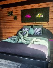 One-Bedroom Chalet