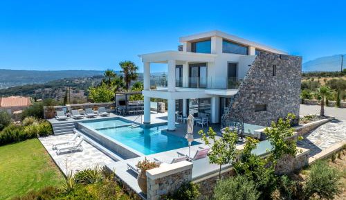 Superior Villa
