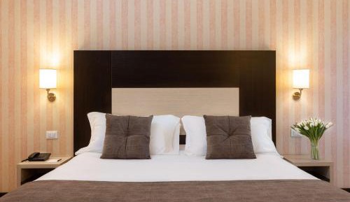 Superior Queen Room
