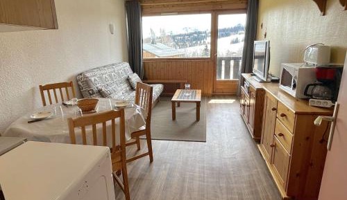 Apartment (4 Adults)