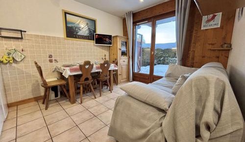 Apartment (4 Adults)