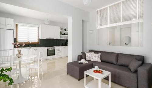 Suite with Garden View