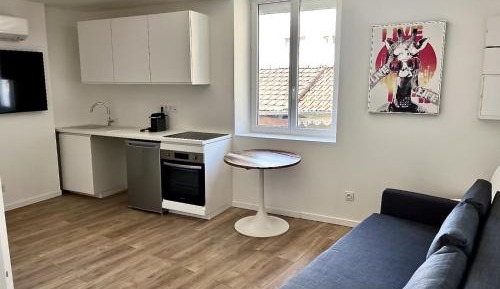 Deluxe Apartment