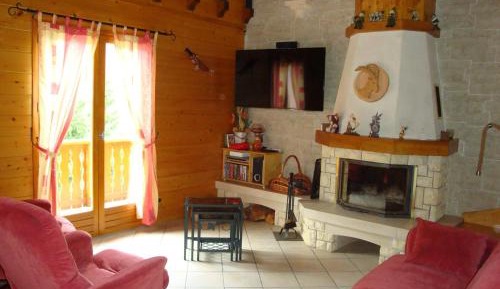 Chalet (8 Adults)
