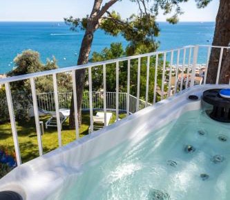Superior Suite with Sea View