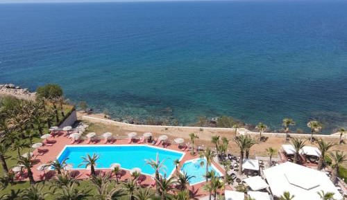 Double Room with Balcony and Sea View