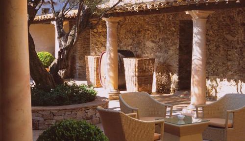 Triple Room - Free Access to Spa and Private Beach