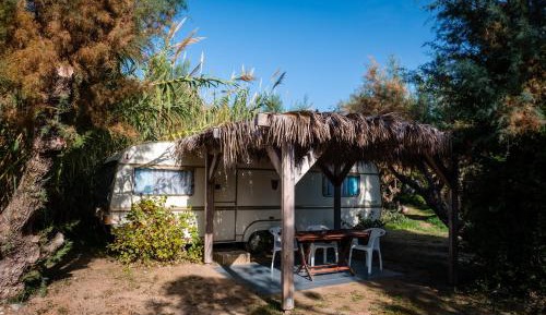  Large Caravan with WC
