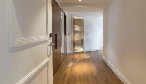 Junior Suite with City View