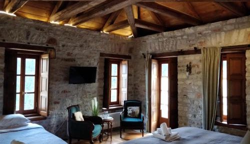 Deluxe Triple Room