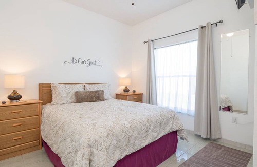 Crescent Lakes House | Luxury Lakeside Villa, Close To Disney
