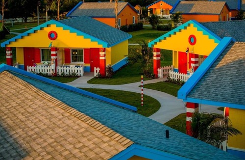 Cypress Gardens House | Family Dream Room with Playgrounds Galore | 2 Adventure Theme Rooms w/ Pool