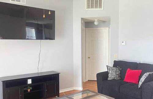 Esprit House | Spacious 4-bedroom house in delightful Davenport with WiFi, AC And Near Disney