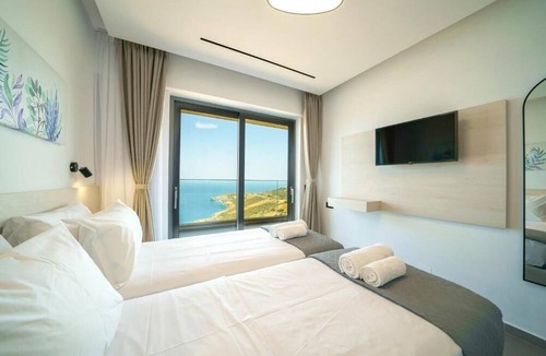 Achlada Villa | Luxury Villa with a Private Pool
