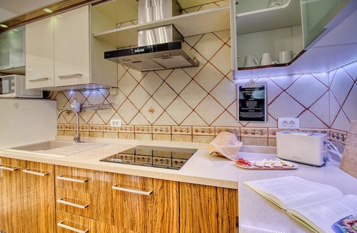 Puerto de la Cruz House | 4BR Wellness Villa | Pool, Sauna, Gym