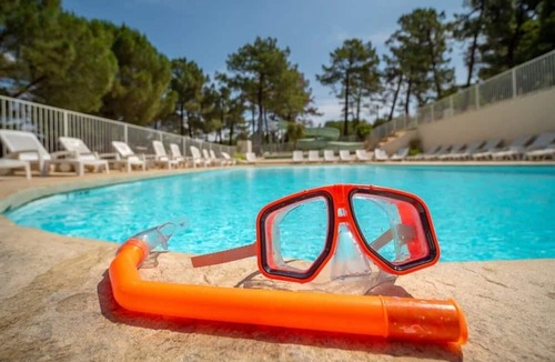Mondragon House | Camping 3 étoiles - Piscine - ccbfbcd
